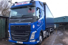 Barry-Ives-Volvo-FH-with-curtainsider-trailer