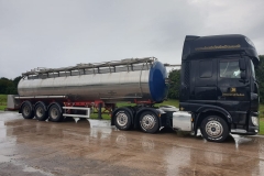 Dennis-Distribution-DAF-with-Tanker