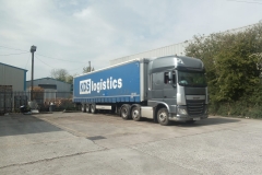 KDS-Logistics-DAF-XF-with-Curtainsider-Trailer
