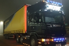 Mick-Aldridge-Scania-R620-curtainsider-with-lights-on