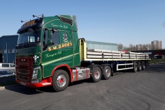 S.M.Davies-Transport-Ltd-Volvo-with-flatbed-trailer-loaded