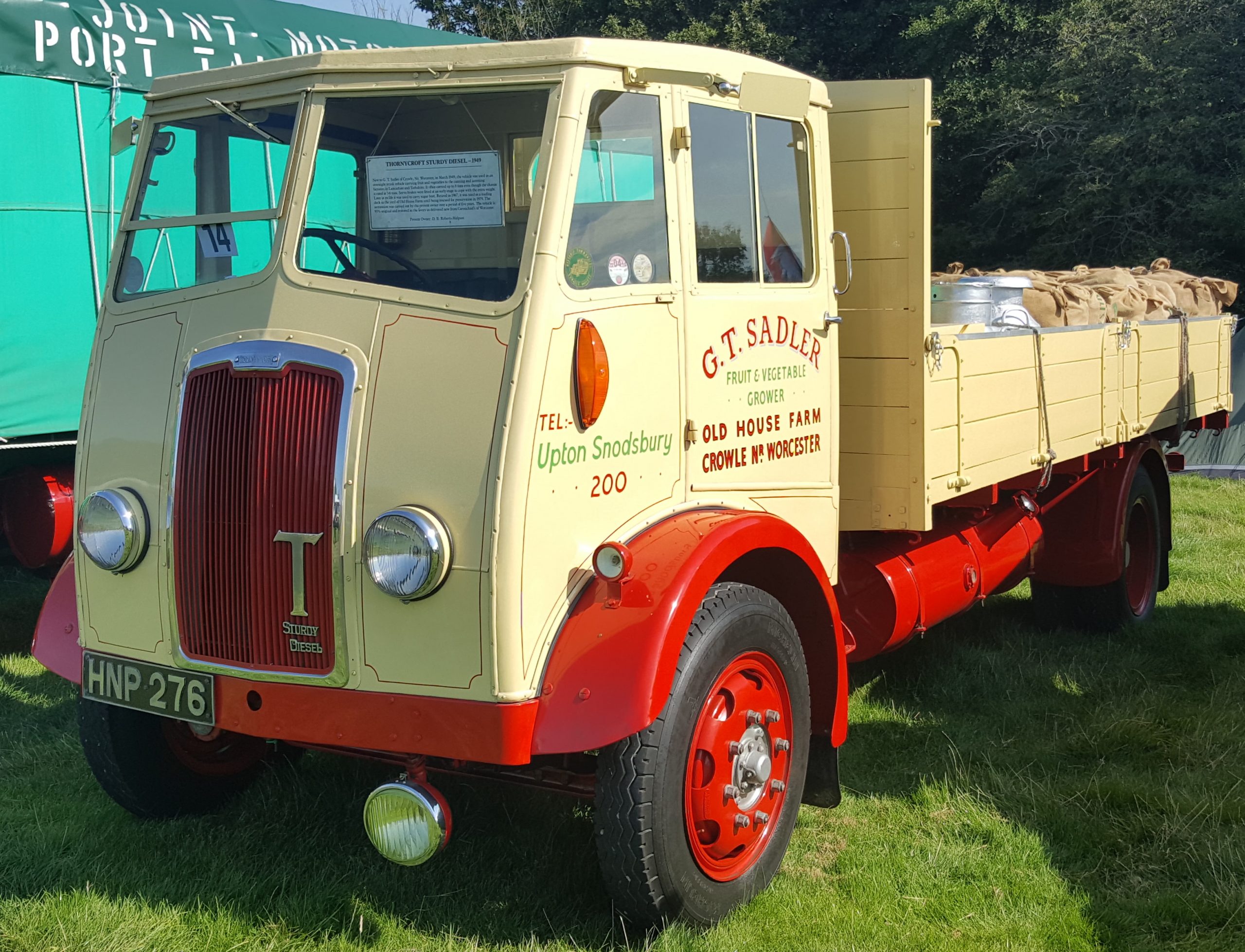 Classic-Lorry-Loaded-with-Goods-scaled
