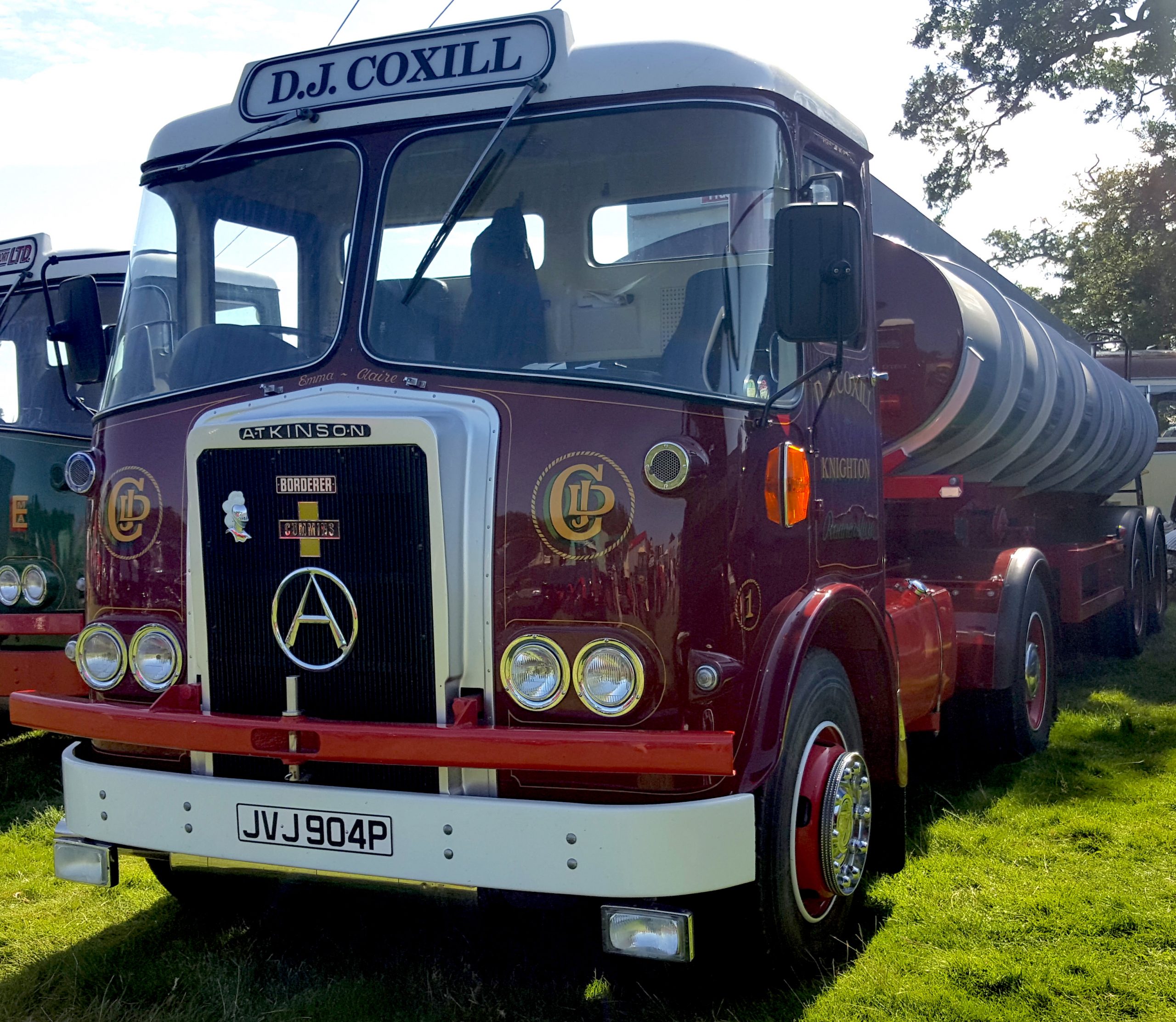 Vintage-Atkinson-Articulated-lorry-with-tanker-scaled