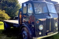 Classic-Truck-Leyland-Flatbed-Lorry-scaled