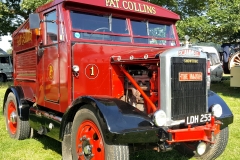 Pat-Collins-Classic-Scammell-truck-Showtrac-The-Major-scaled