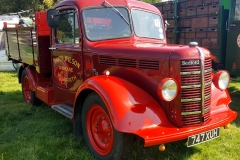 Simon-Wilson-Classic-Bedford-Truck-scaled
