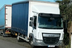 DAF 7.5 Ton Truck with curtains