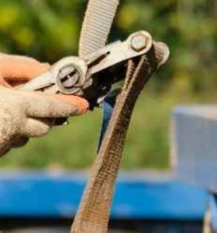 Best trucking gloves for UK Truck drivers